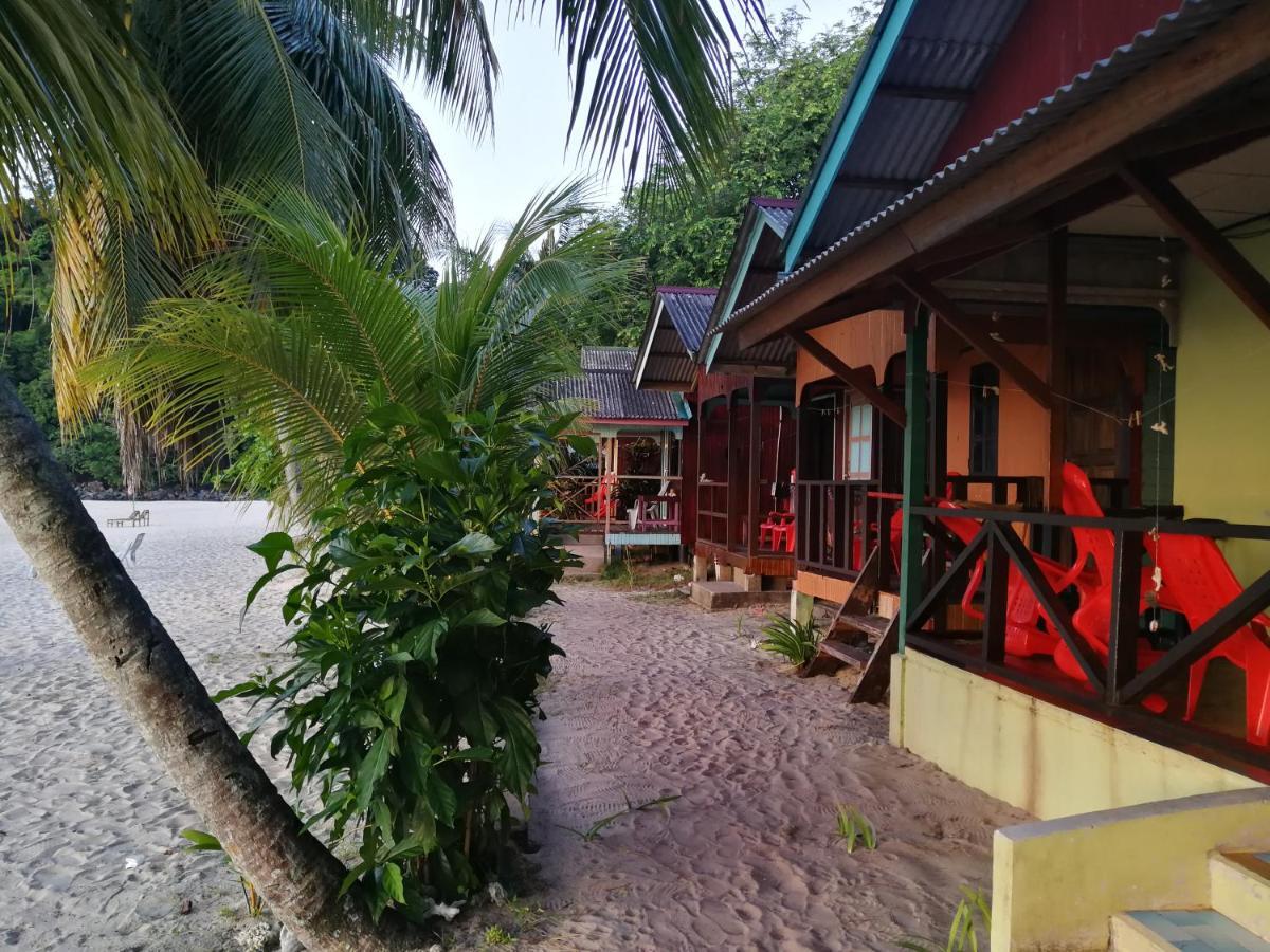 Rainbow Tioman Cottage Kampong Juara Экстерьер фото