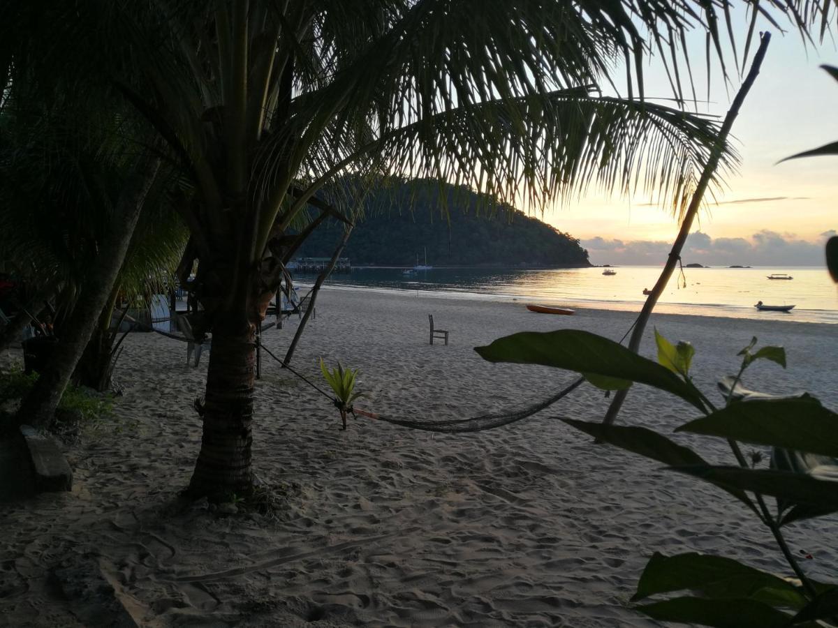 Rainbow Tioman Cottage Kampong Juara Экстерьер фото