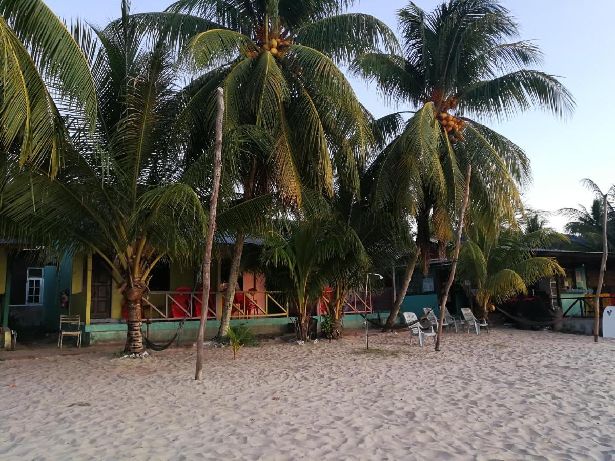 Rainbow Tioman Cottage Kampong Juara Экстерьер фото